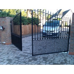 How to Maintain a Wrought Iron Gate